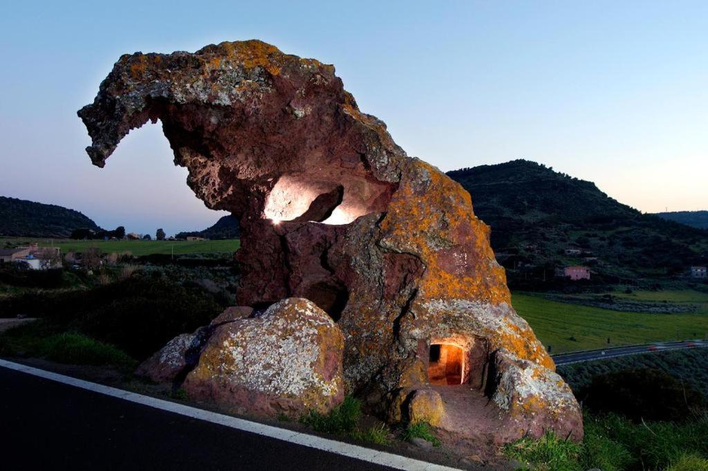 B&B La Roccia Dell'Elefante Castelsardo Eksteriør billede